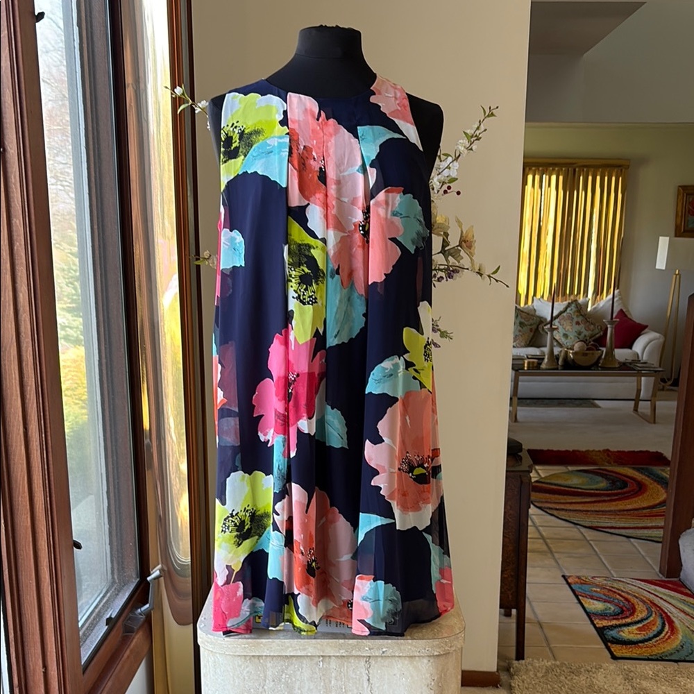 NWOT Floral Sleeveless Dress, measurement in photos, absolutely no flaws.